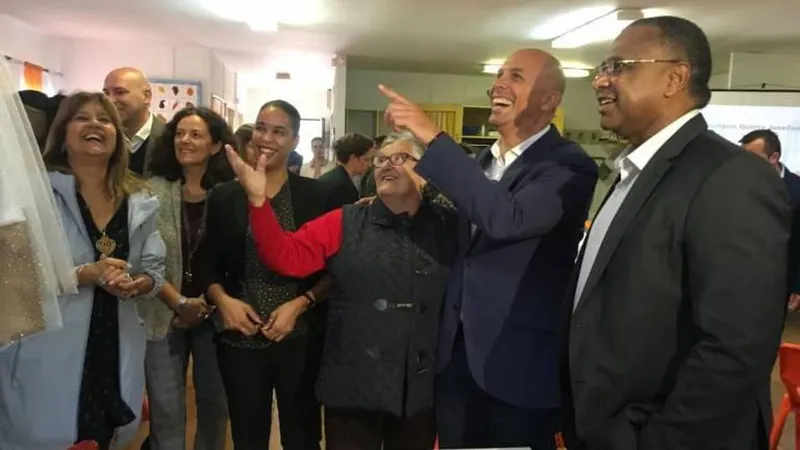 Visita da comitiva cabo-verdiana ao Centro Comunitário da Quinta Josefina, em Santo António Foto: M.C.N.