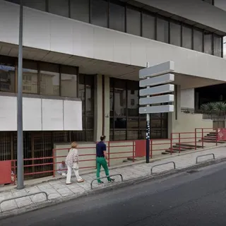 Julgamento decorre no Edifício 2000.