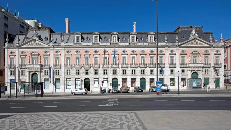 O acordo vai ser assinado neste edifício.&nbsp; Foto DR/Presidência do Conselho de Ministros
