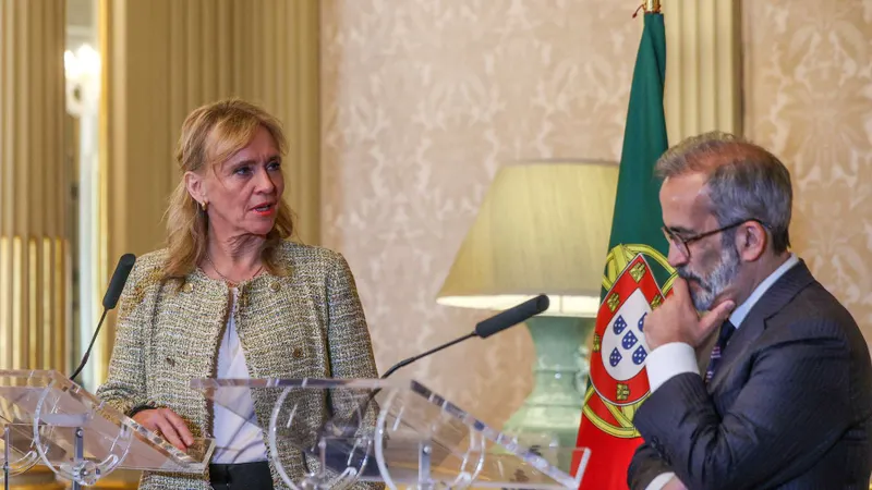 A ministra dos Negócios Estrangeiros islandesa falava&nbsp;numa conferência de imprensa em Lisboa, após o encontro com o chefe da diplomacia portuguesa, Paulo Rangel