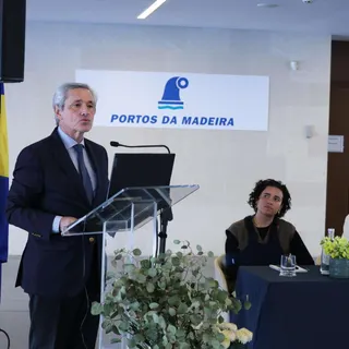 José Manuel Rodrigues esteve esta manhã na Gare Marítima.