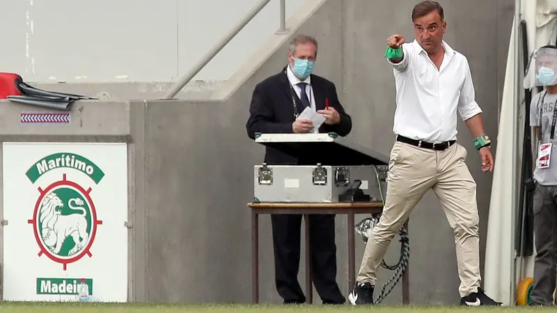 Carlos Carvalhal, ontem, nos Barreiros, no jogo do Marítimo e Rio Ave.