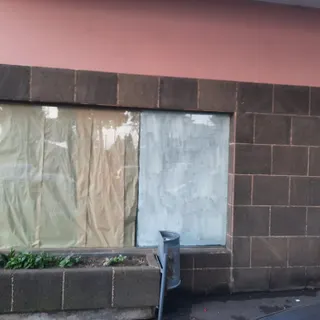 As caixas multibanco estavam localizadas junto ao Largo da Achada.