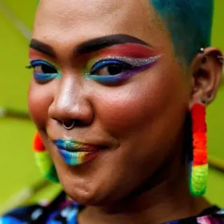 Um participante na parada LGBTQ de Manila, Filipinas. FOTO REUTERS/Eloisa Lopez