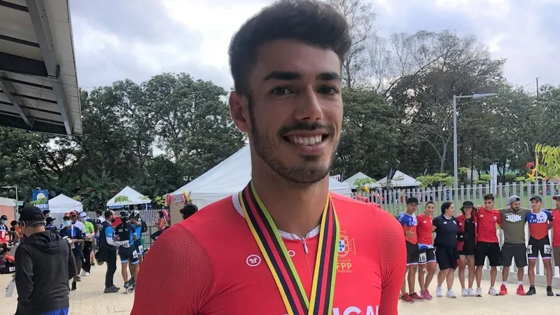 Marco Lira é vice-campeão do mundo nos 10km pontos, juniores