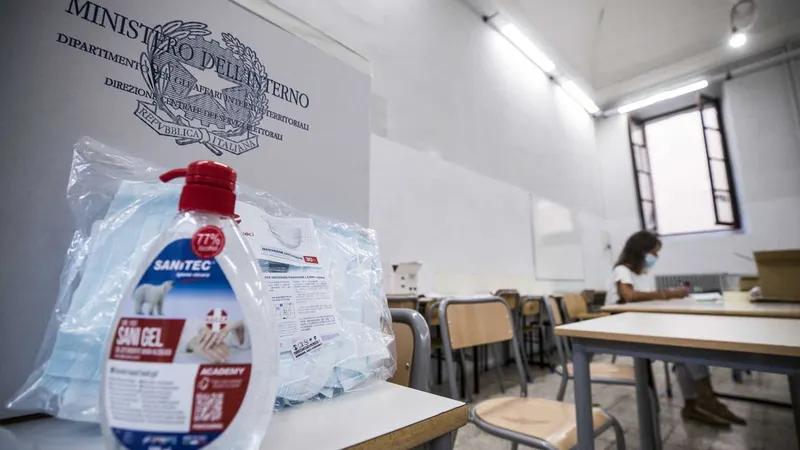 Hoje e segunda-feira os italianos vão pela primeira vez às urnas desde o início da pandemia.