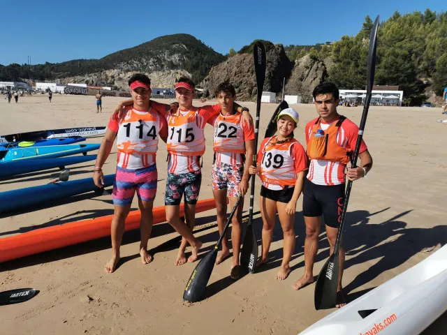 Atletas do Clube Naval da Calheta presentes no&nbsp;Campeonato Nacional de Canoagem de Mar