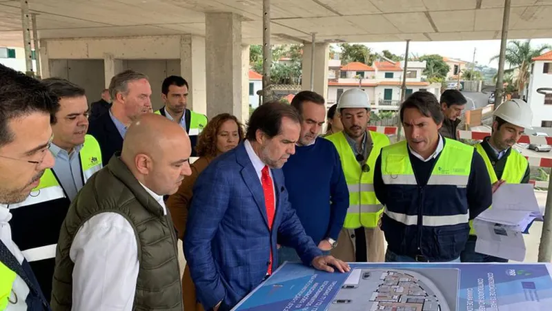 Em Câmara de Lobos, nesta fase, existem 110 habitações disponíveis.&nbsp;