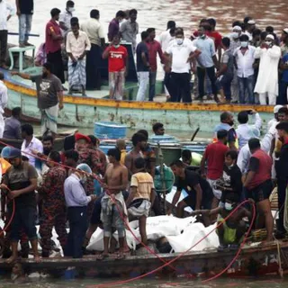 Naufrágio no Bangladesh fez dezenas de mortos