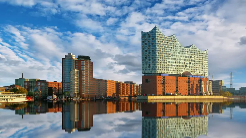 Será neste edifício em Hamburgo que se conhecerá a sorte de Portugal na fase de grupos do Euro2024.&nbsp; Foto Shutterstock