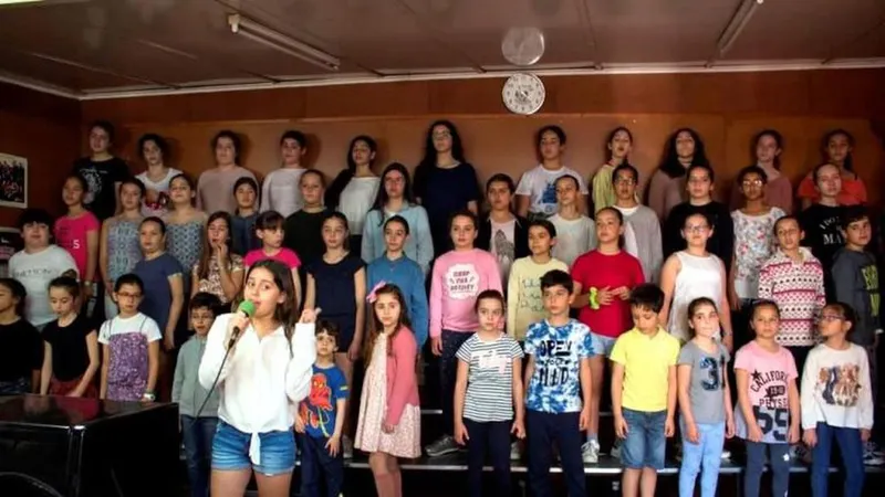 Ensaios para a 36.ª edição do Festival da Canção Infantil da Madeira, na sede da DSEAM.