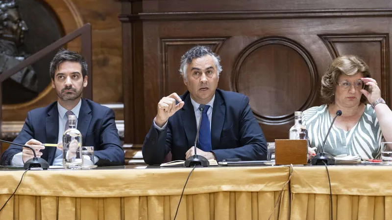 O ministro da Educação, Ciência e Inovação, Fernando Alexandre, durante a sua audição na Comissão de Educação e Ciência, que decorreu na Assembleia da República, esta terça-feira.&nbsp;