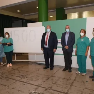O momento que regista o recorde de 1500 vacinas aplicadas num só dia no Tecnopolo.