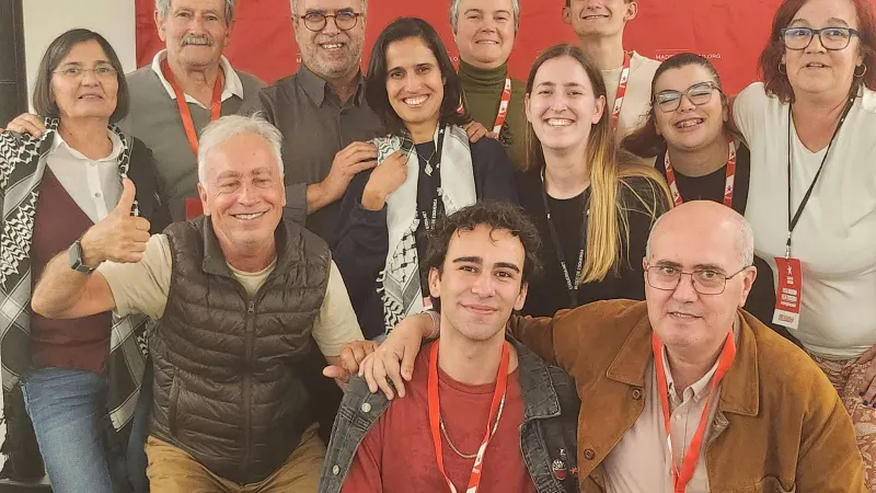 Foto Bloco de Esquerda
