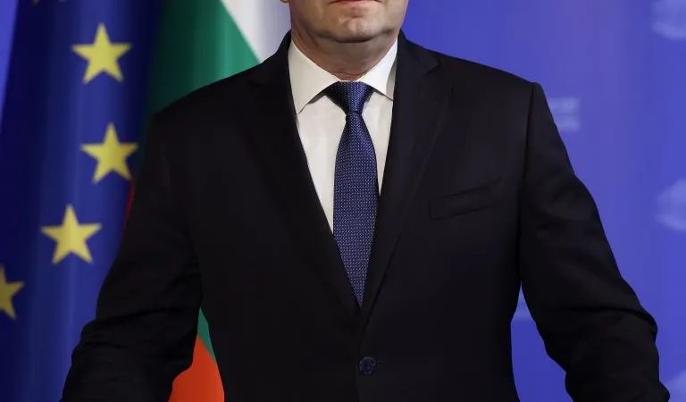 Rumen Radev disse que o drone explodiu perto do gasoduto Transbalcânico, que liga a Turquia à Ucrânia.