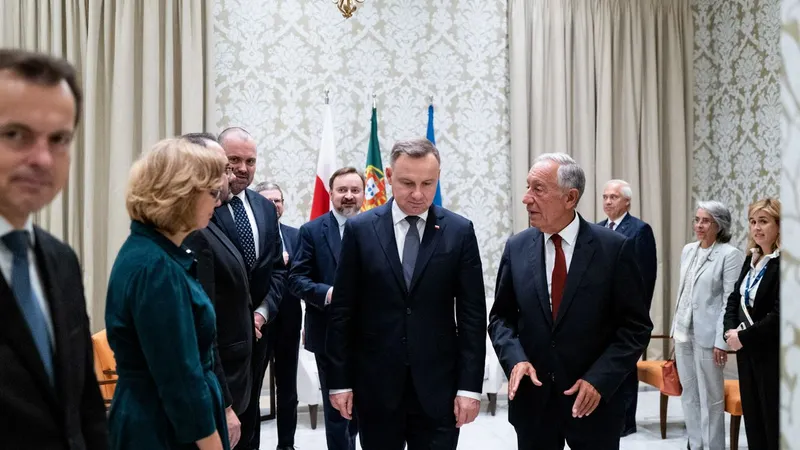 Presidente português recebeu ontem o seu homólogo polaco, na véspera do encontro do Grupo de Arraiolos. Foto Rui Ochoa/Presidência da República