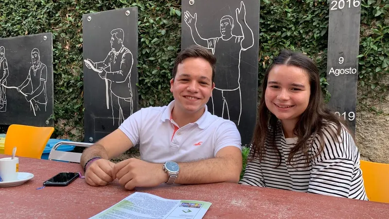 Martim Dantas e Valentina Mendonça são, respectivamente, director e vice-director do jornal escolar.
