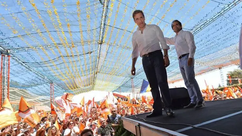 A festa do Chão da Lagoa de 2015, com Passos Coelho, foi um dos eventos que serviram para justificar o despedimento. Mas o trabalhador também fez segurança em iniciativas do PS e do CDS.