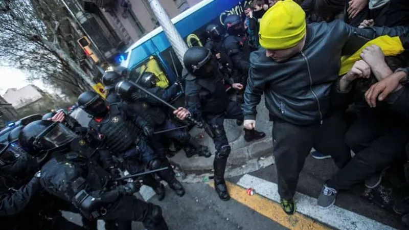 Foto EPA/ENRIC FONTCUBERTA