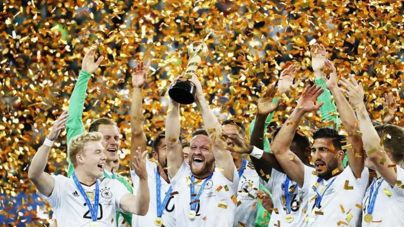 Foto EPA/YURI KOCHETKOV