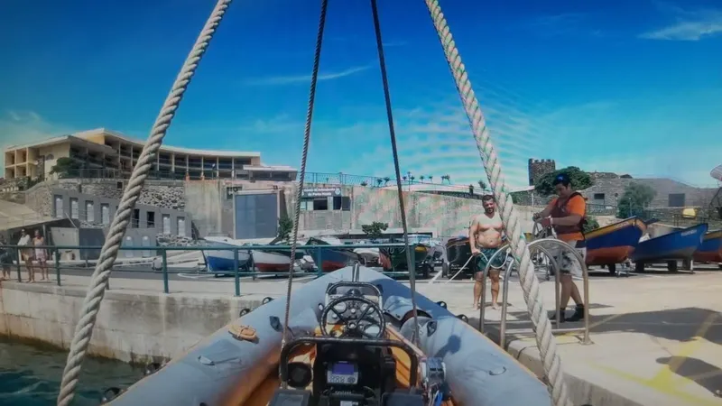 A embarcação Salva-Vidas após o regresso do Seixal