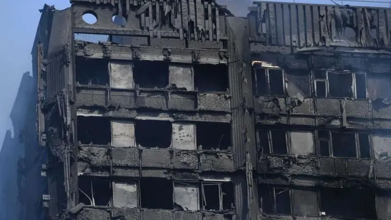 Quem é proprietário de apartamentos ou de moradias em banda, tem a obrigatoriedade de ter um seguro habitação.