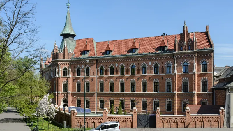 Neste seminário são formados os padres do arciprestado de Cracóvia e da Diocese de Bielsko Zywiec.&nbsp; &nbsp;Foto S.Tatiana/Shutterstock.com