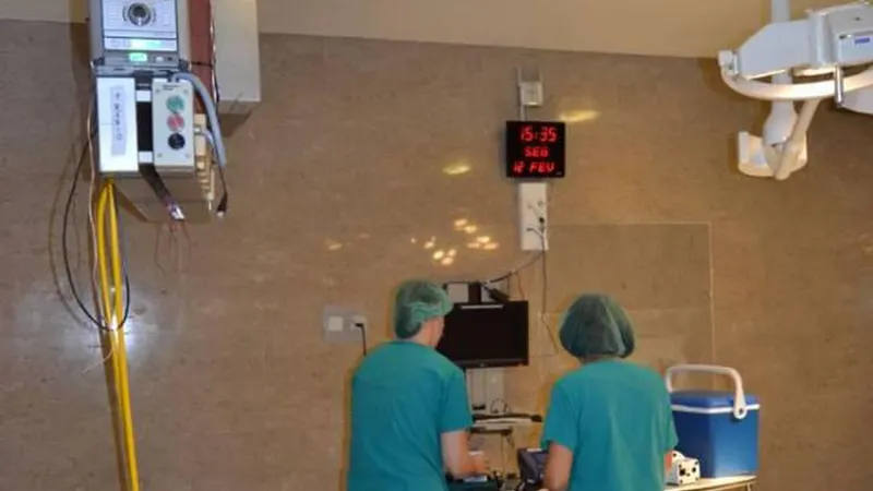 Os trabalhos realizados, hoje, pelos técnicos do SUCH - Serviço de Utilização Comum dos Hospitais.