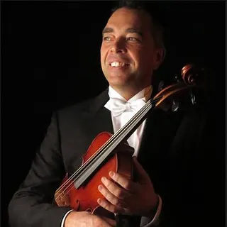 Violetista&nbsp;Volodymyr Petryakov