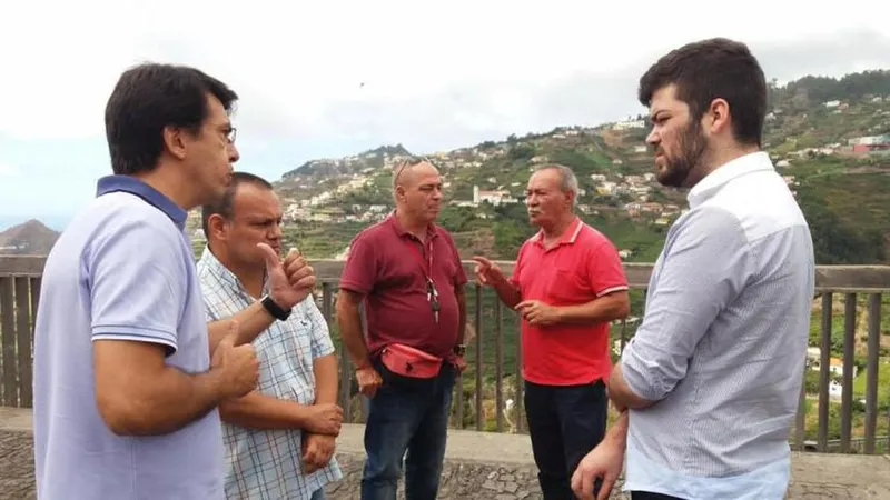 A CDU esteve no Estreito de Câmara de Lobos para abordar os desafios que se colocam aos viticultores da localidade.