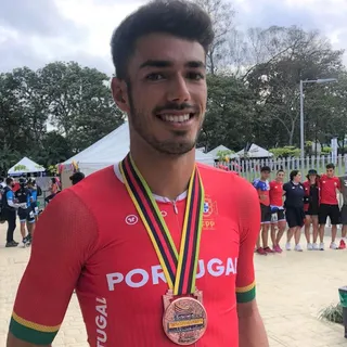 Marco Lira é vice-campeão do mundo nos 10km pontos, juniores