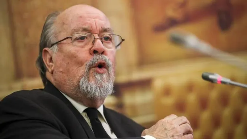 O presidente da Liga dos Bombeiros Portugueses, Jaime Marta Soares.  Foto JOSÉ SENA GOULÃO/LUSA