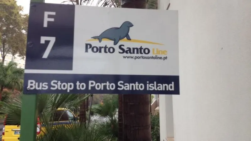 Agora que podemos ir ao Porto Santo de autocarro o Lobo Marinho pode ir para a sucata?, pergunta João Camacho.