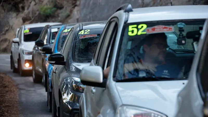 Pilotos já andam na estrada a reconhecer os percursos.&nbsp; &nbsp;Foto Rally de Portugal/Facebook