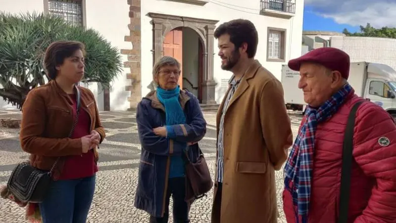 Alguns elementos da Comissão de Utentes do SESARAM estiveram esta tarde junto à ALRAM dando conta da sua apreciação às verbas destinadas à Saúde em 2020. 