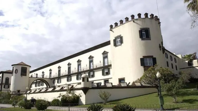 O Palácio de São Lourenço recebe parte das iniciativas. Foto Arquivo  