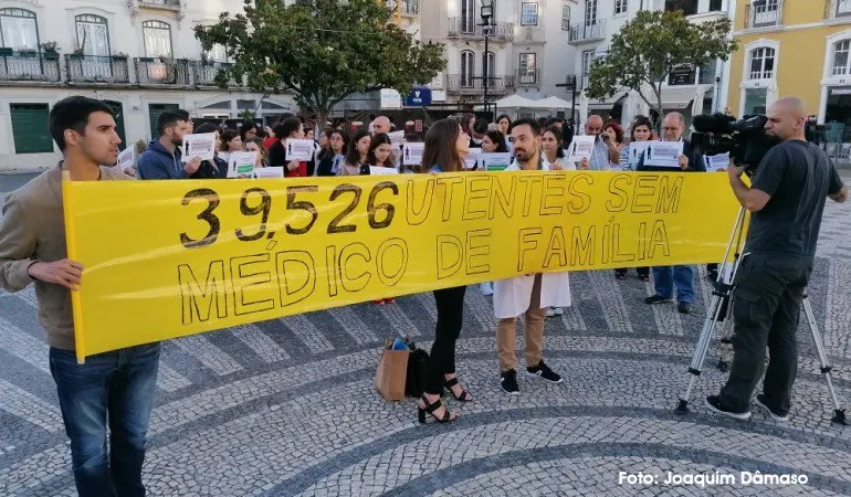 Fotografia da última manifestação promovida pela&nbsp;Associação Portuguesa de Medicina Geral e Familiar.