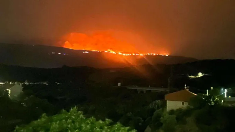Vários incêndios assolam a região do interior norte de Portugal continental. Foto DR/Meteo Trás os Montes