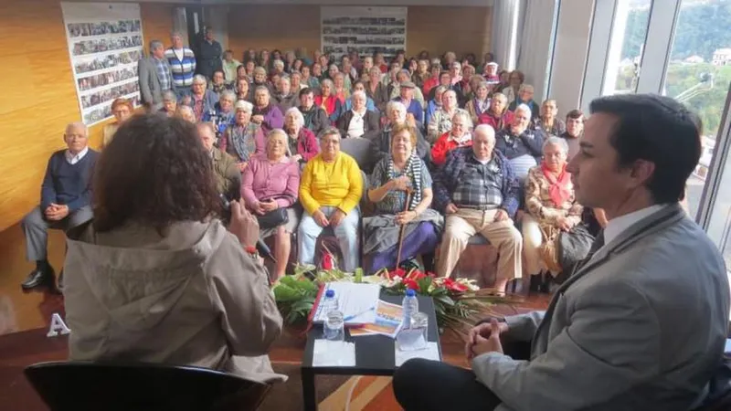 Tânia Martins, do Instituto de Segurança Social da Madeira, foi a oradora convidada para o terceiro dia da Semana Cultural