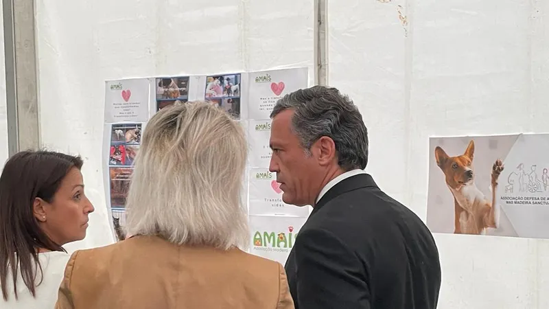 O presidente da Câmara Municipal do Funchal participou hoje na abertura oficial da 2.ª edição da ‘CausAnimal’