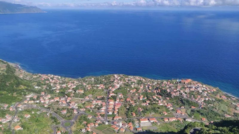 Na costa Norte e no Porto Santo poderão surgir momentos com alguma nublosidade.&nbsp;