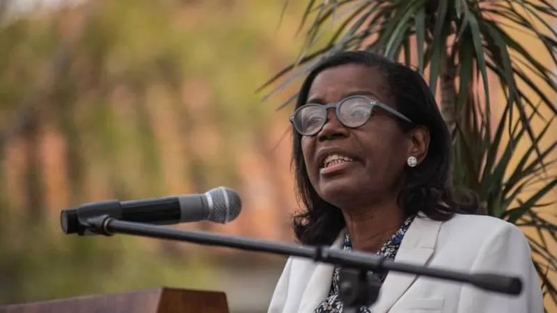 Francisca Van Dunem foi reconduzida no cargo de Ministra da Justiça