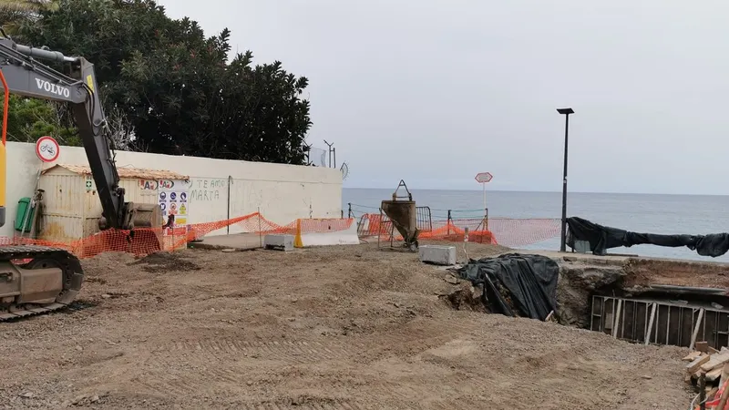 As obras de lançamento do cabo submarino em Setembro de 2020.&nbsp;