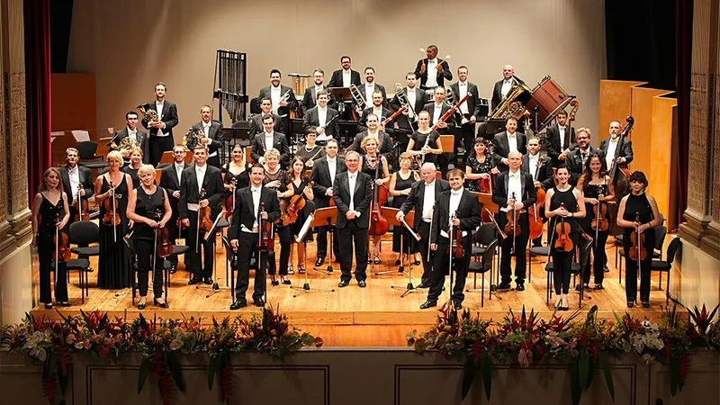Orquestra Clássica da Madeira apresenta-se sob a batuta do maestro convidado Evan-Alexis Christ