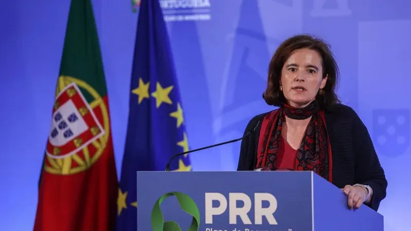 A ministra da Presidência, Mariana Vieira da Silva, tutela a pasta dos fundos europeus