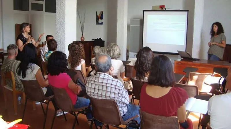 Tem sido vários os cursos e acções de formação organizadas por esta ‘casa’.