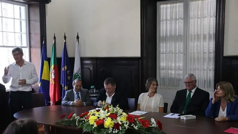 Associação fundada em homenagem ao trabalho da Comendadora na área das causas sociais.