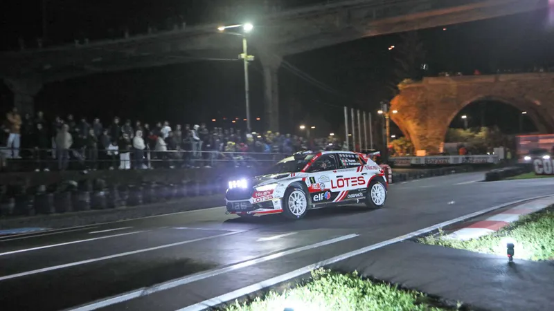 Imagem de ontem à noite, no Kartódromo do Faial.