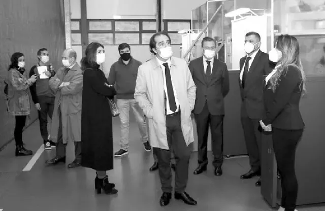 Pedro Calado visitou a fábrica de diamantes sintéticos na Zona Franca da Madeira juntamente com Miguel Albuquerque e Rui Barreto, em Janeiro de 2021.