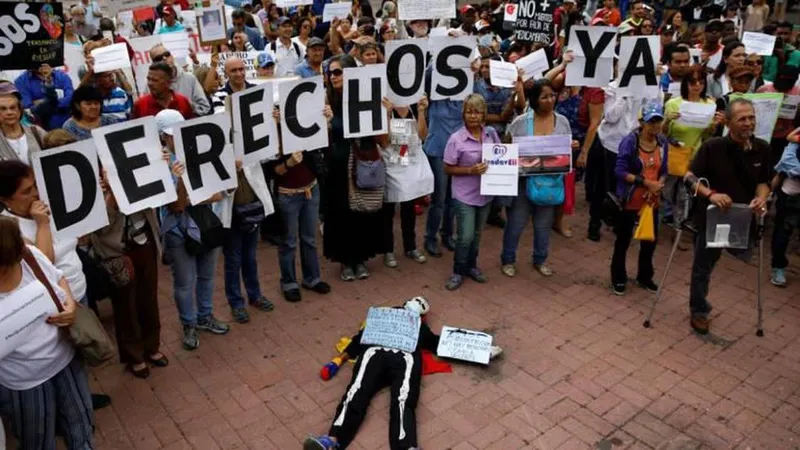 Manifestação na Venezuela em luta pelo direito à Saúde. Foto: Reuters
